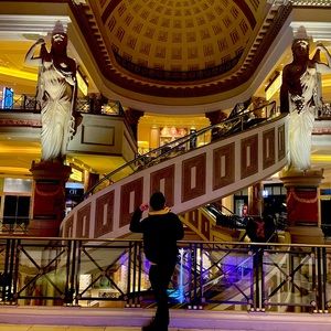 Meet your Posher, Juan